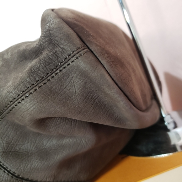 SOLD❗Givenchy Nightingale M Dark Brown - Picture 12 of 12